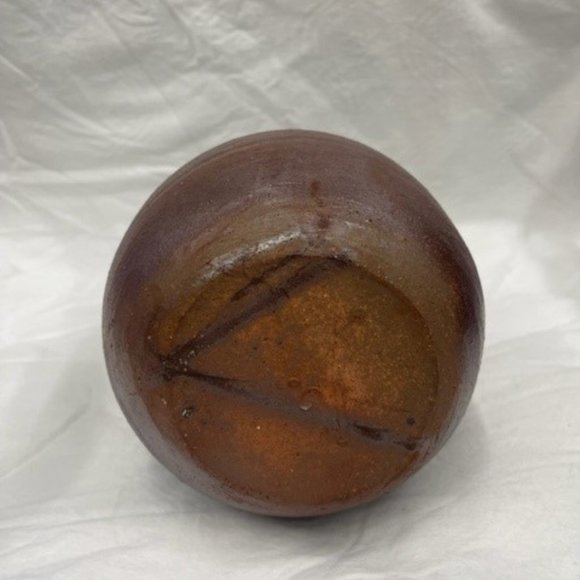 DECORATIVE VASE - Picture 3 of 3